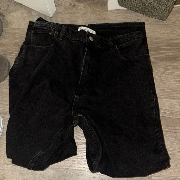 Abercrombie and Fitch 90’s straight ultra high rise jeans. Never worn. - Picture 1 of 5